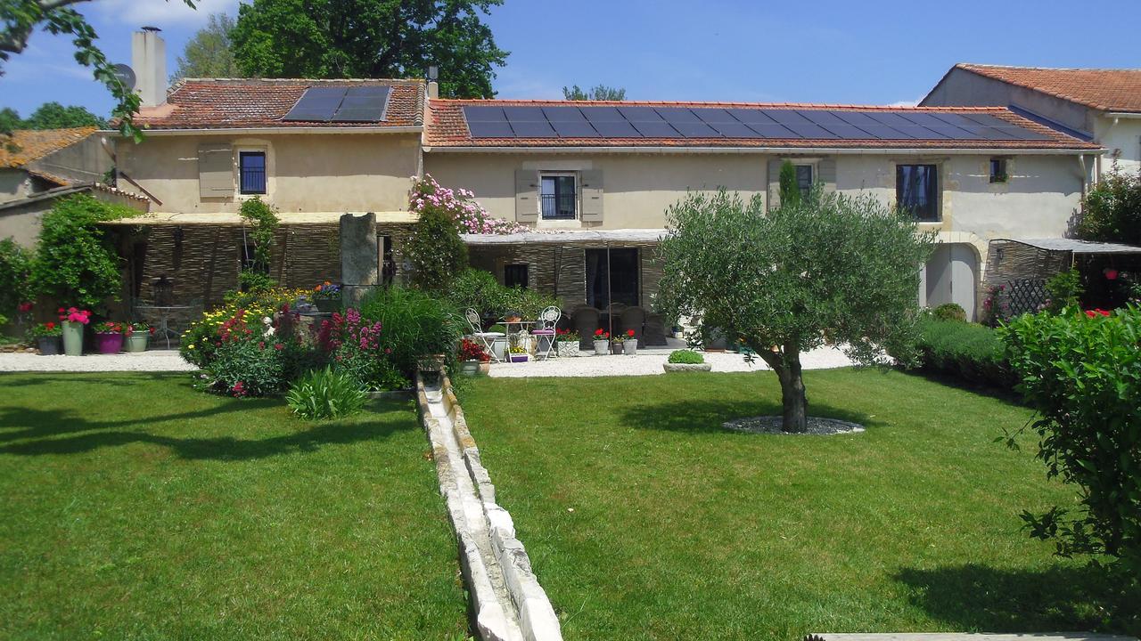 Mas De L'Air - Maison De Charme Bed & Breakfast Noves Exterior photo